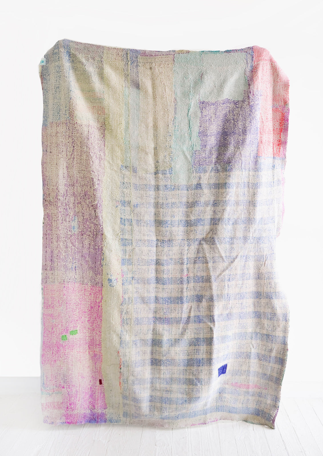 Vintage Patchwork Quilt No. 4 in  - LEIF